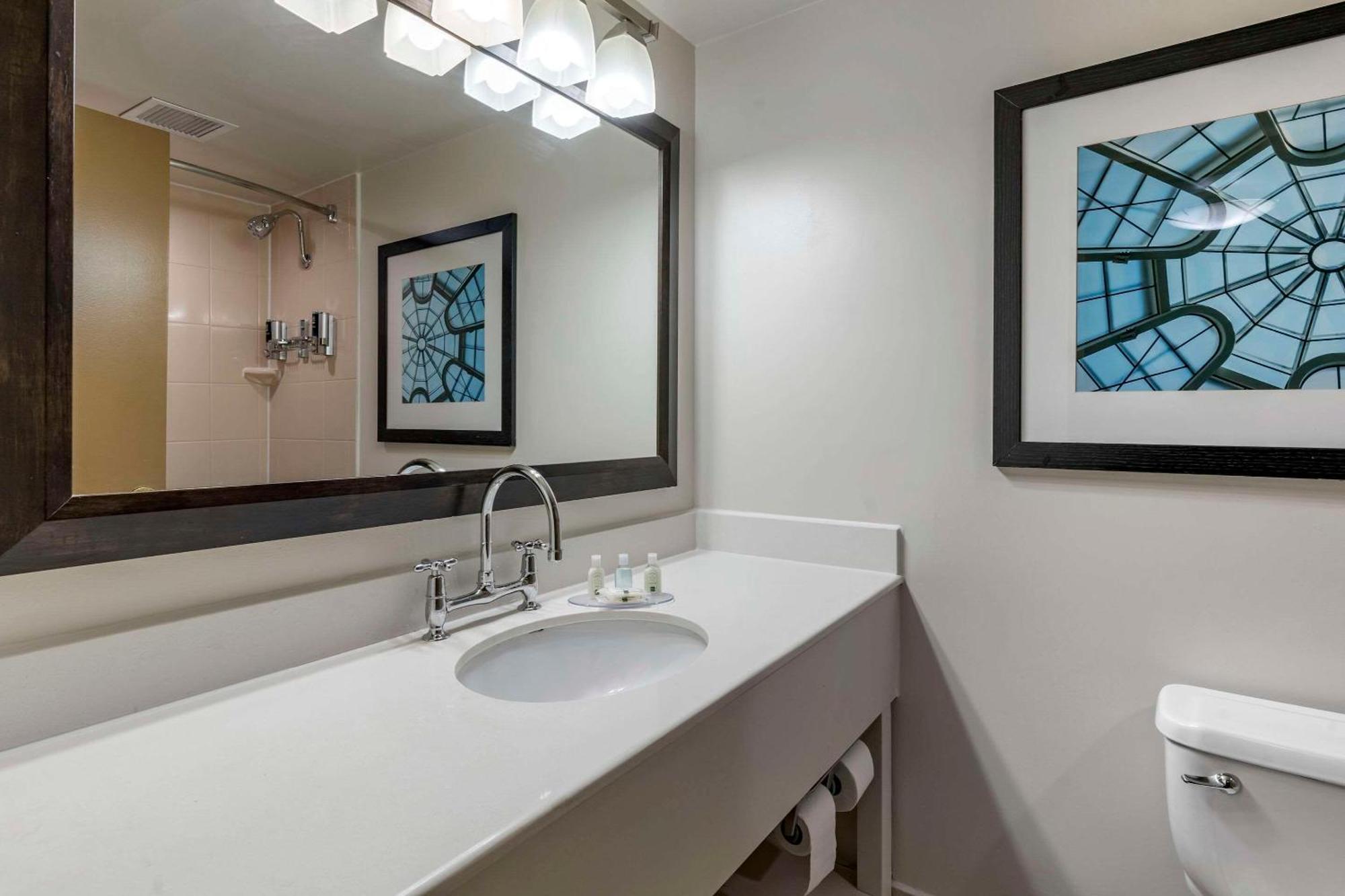 Quality Inn Lexington -Horse Park المظهر الخارجي الصورة